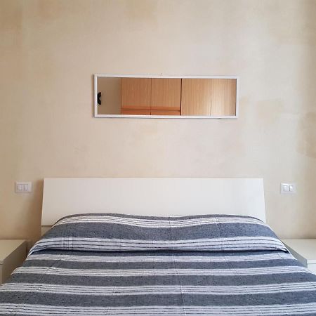 Casa Luciana Apartment Savona Bagian luar foto