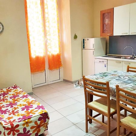 Casa Luciana Apartment Savona Bagian luar foto