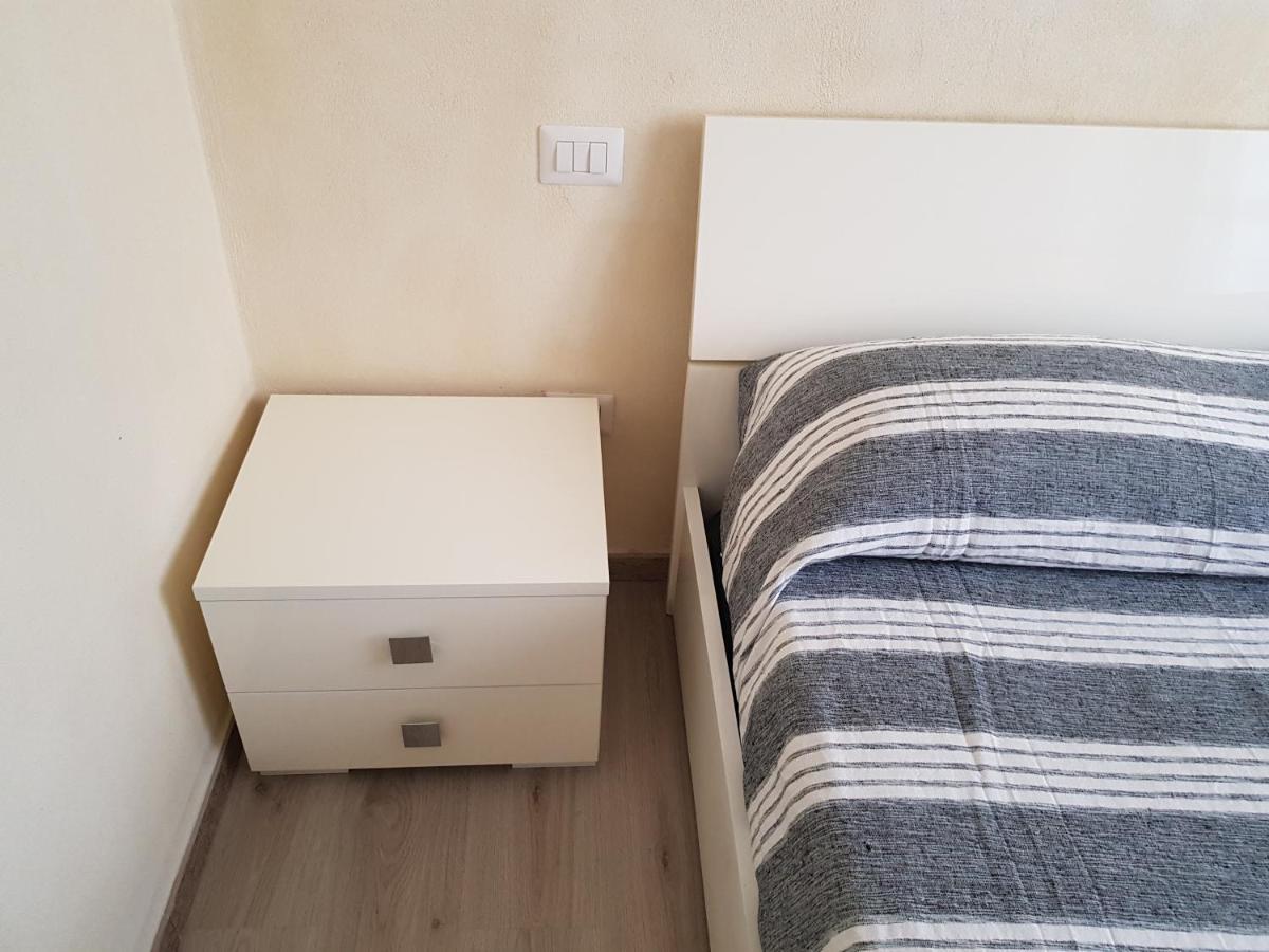Casa Luciana Apartment Savona Bagian luar foto
